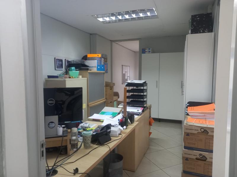 To Let commercial Property for Rent in Mill Park Eastern Cape